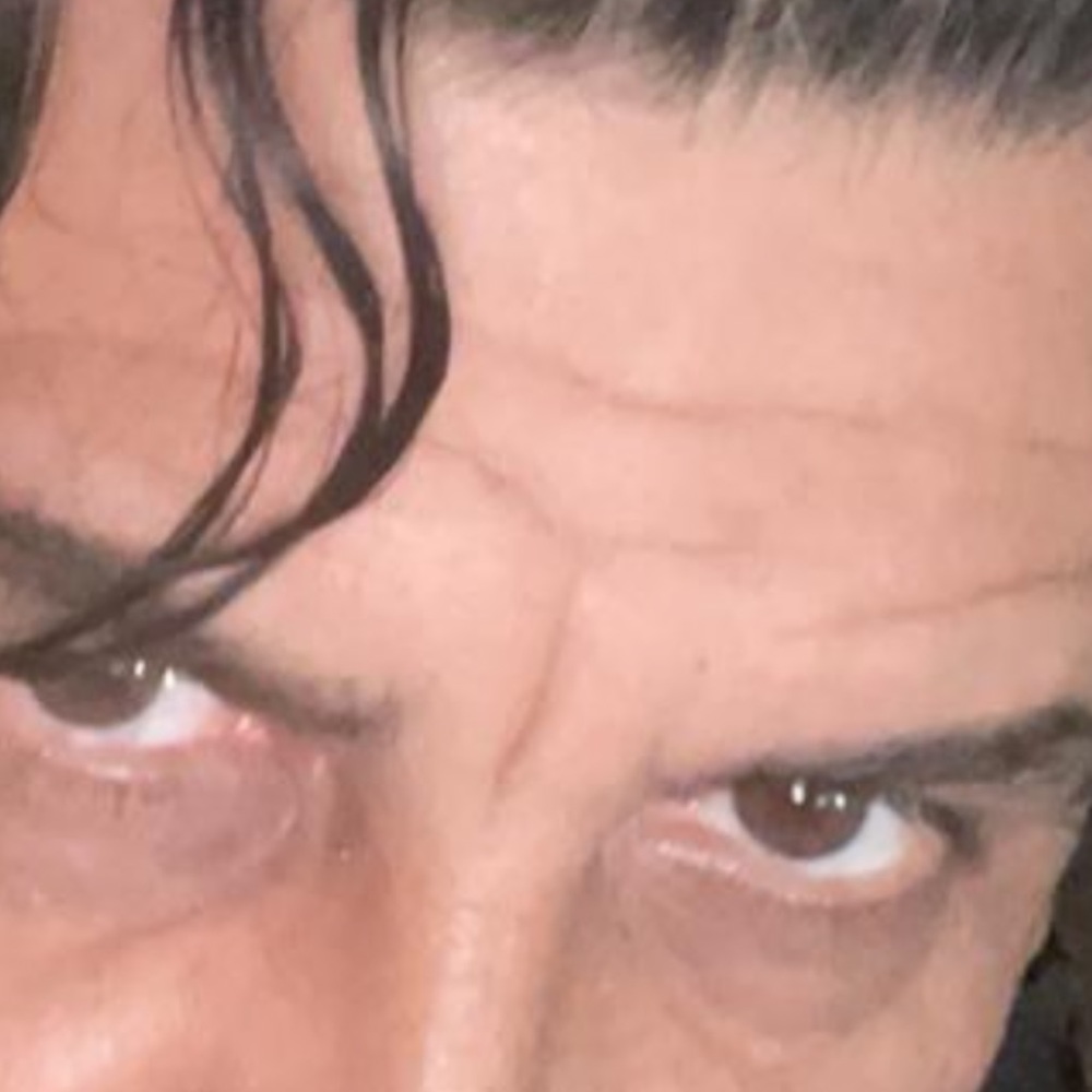 Meet your Posher, Alvaro